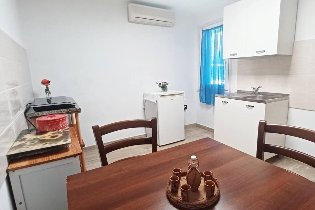 Appartamento Sul Mare Su Forti Exterior photo